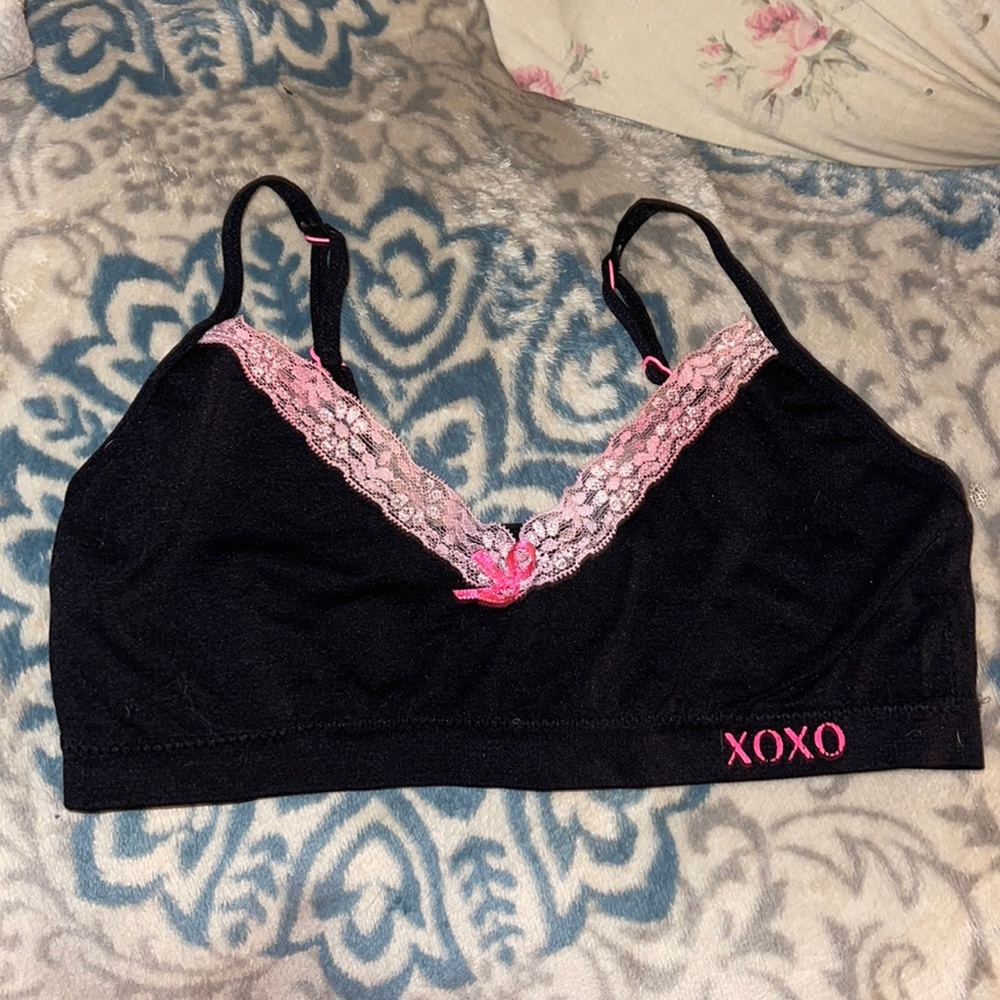 NWOT pink and black sports bra